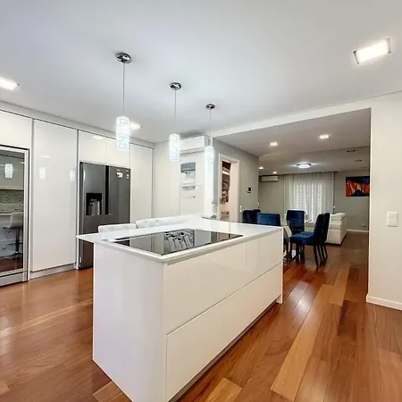 Freer Villa